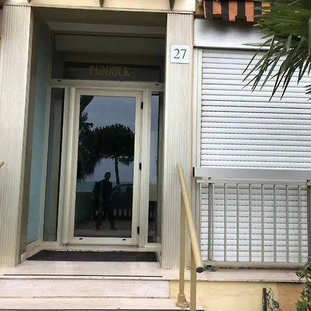 Studio 19m2 En Front De Mer Avec Balcon Au Dernier Etage Cagnes-sur-Mer