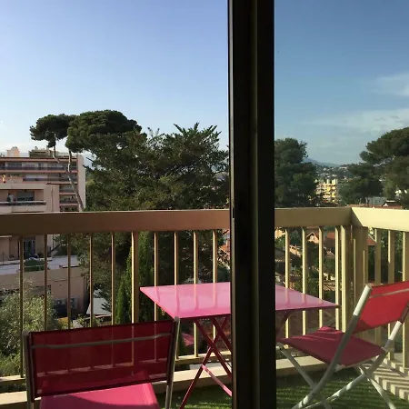Studio 19m2 En Front De Mer Avec Balcon Au Dernier Etage