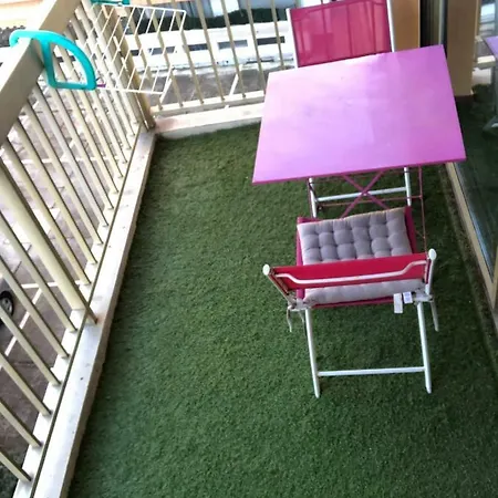 Lägenhet Studio 19m2 En Front De Mer Avec Balcon Au Dernier Etage Cagnes-sur-Mer